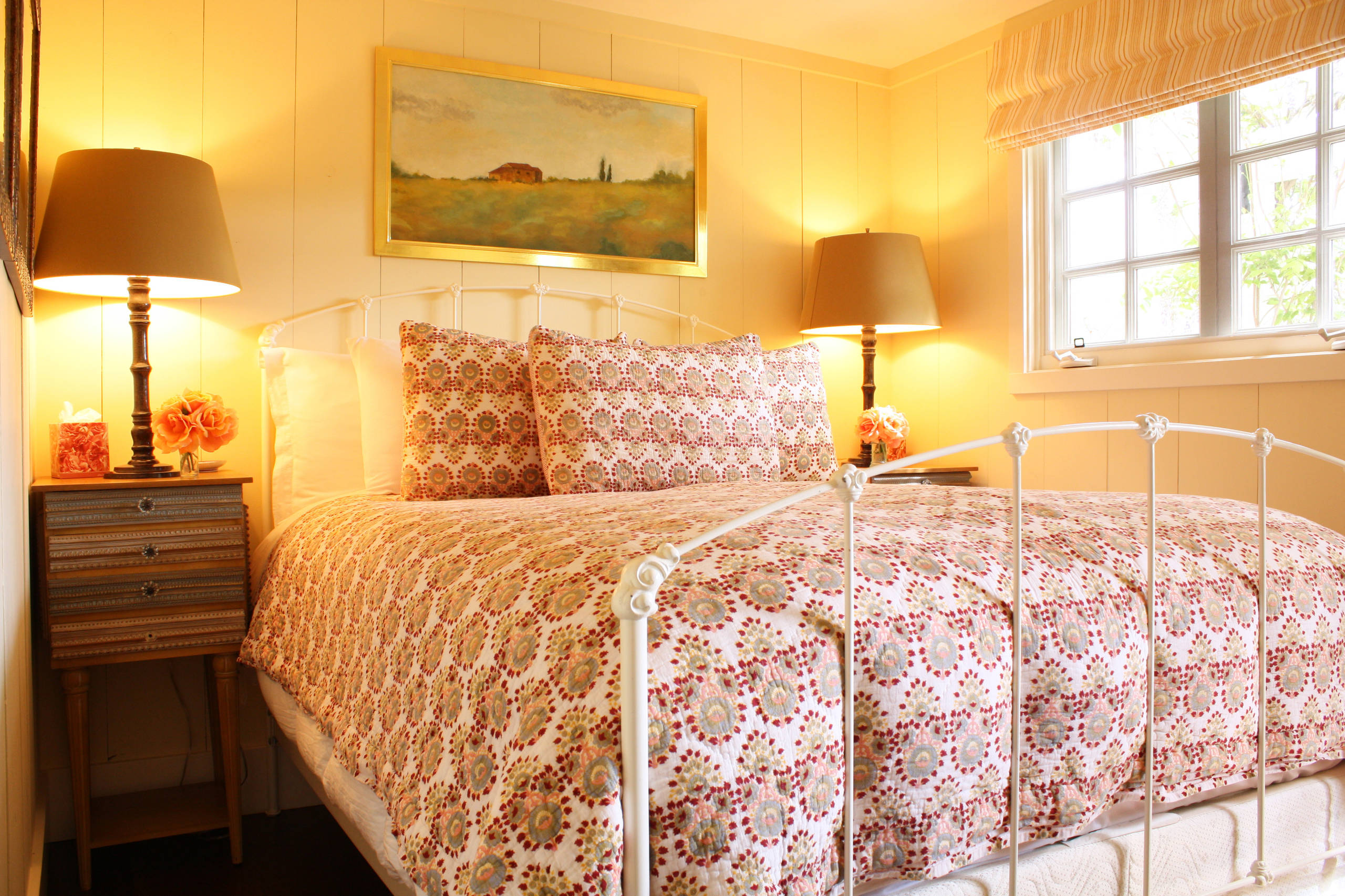 https://www.houzz.com/photos/ojai-guest-house-farmhouse-bedroom-santa-barbara-phvw-vp~3486535