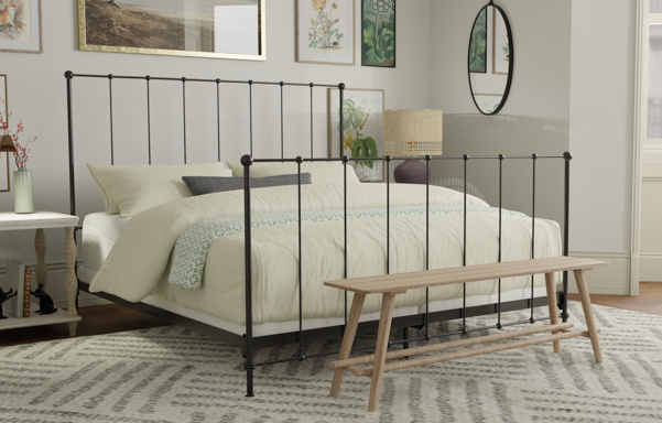 Lloyd King High Foot Bed in wrought iron