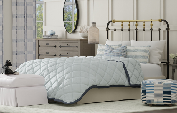 Boston Open Foot Bed in Black Iron Silver with Antique Brass