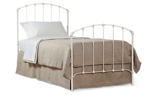 Rutherford trundle bed in antique white