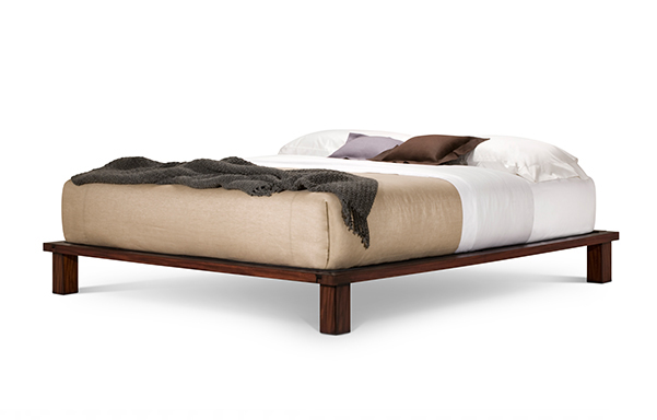 Solide king platform bed – tiger mahogany