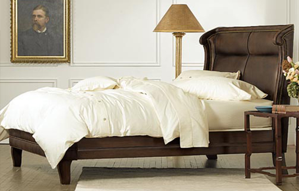 Wing bed – vintage chestnut leather
