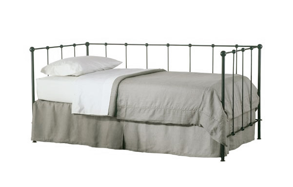 Lloyd wrought iron daybed