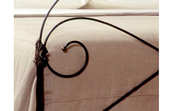 Marseille trundle bed iron panel detail