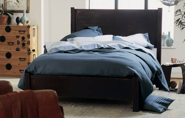 Walden bed in black finish
